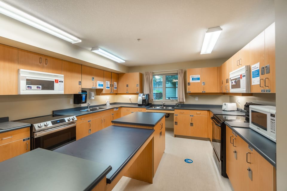 Microwave, oven, toaster, cookware/dishes/utensils