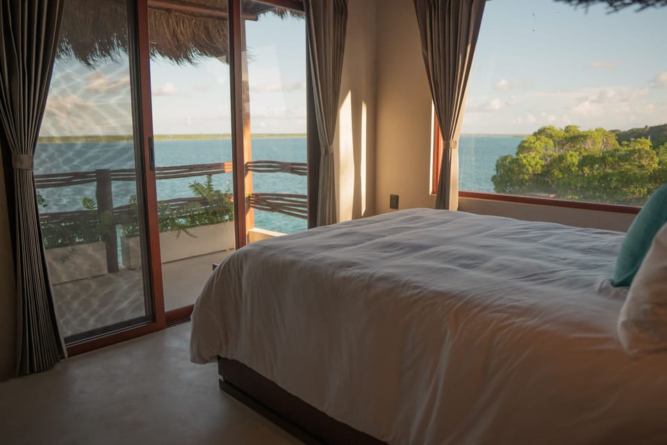 Studio Suite, 1 Queen Bed, Terrace, Lagoon View | Lake view