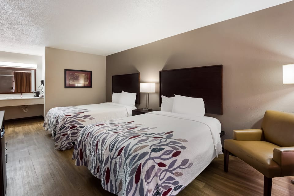 Deluxe Room, 2 Double Beds (Smoke Free) | Desk, iron/ironing board, free cribs/infant beds, free WiFi