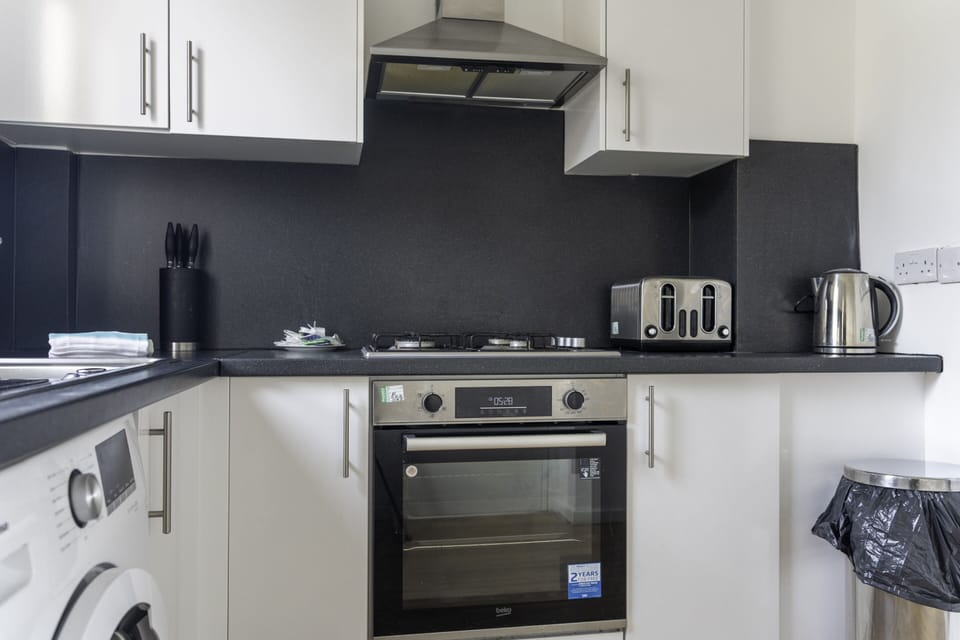 House, Private Bathroom, Garden View | Shared kitchen