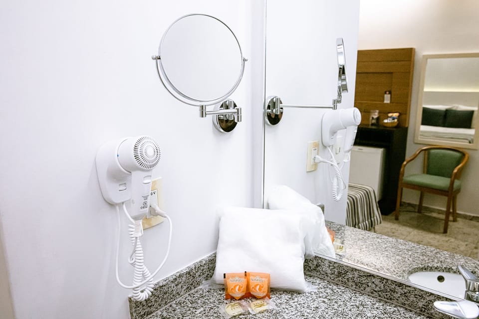 Shower, free toiletries, hair dryer, towels