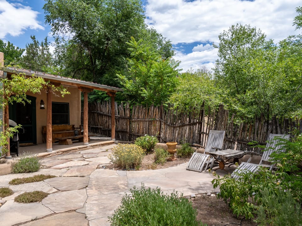 House (1 Bedroom) | Property amenity