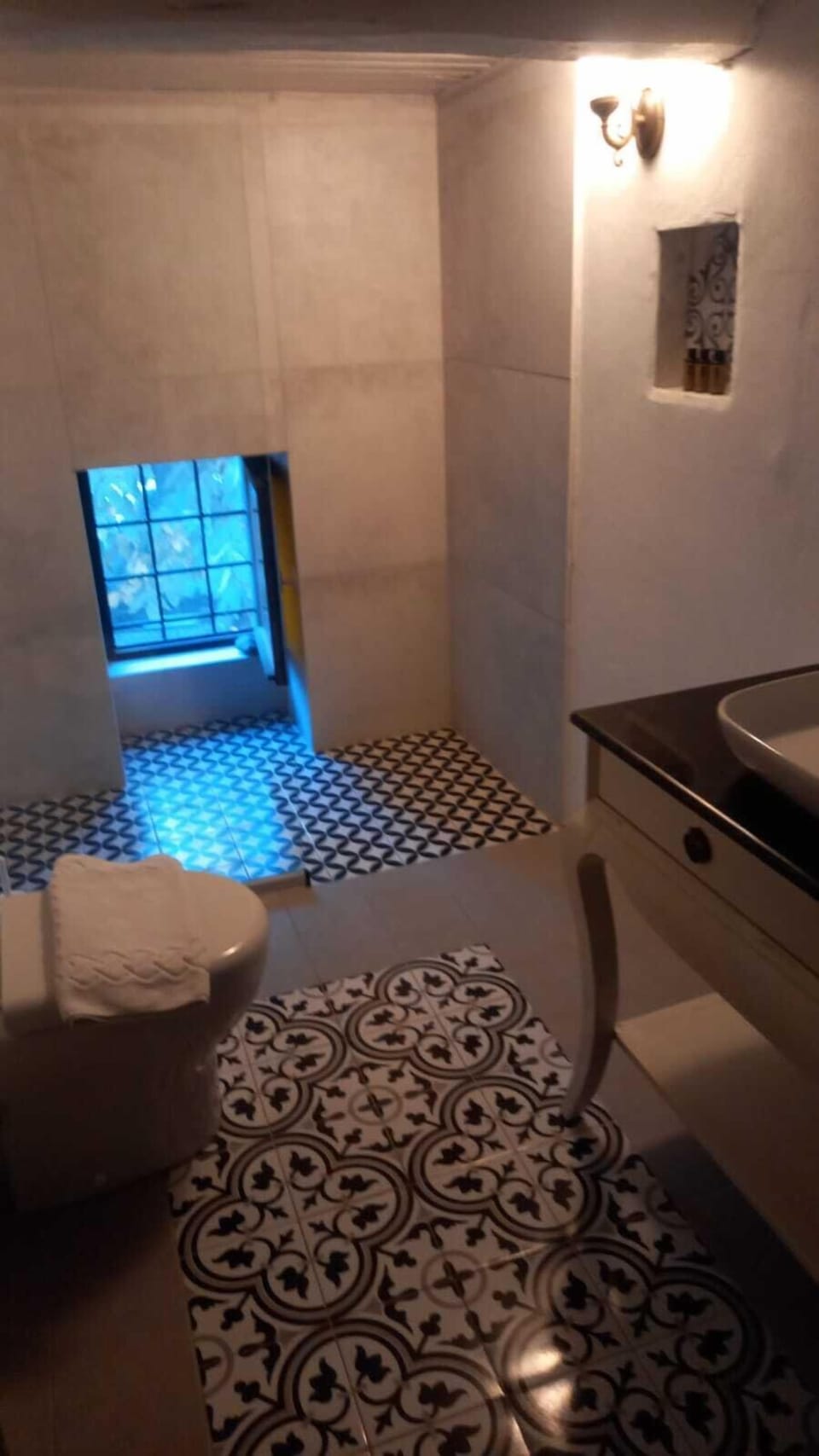 ORTANCA | Bathroom | Shower, designer toiletries, hair dryer, bathrobes