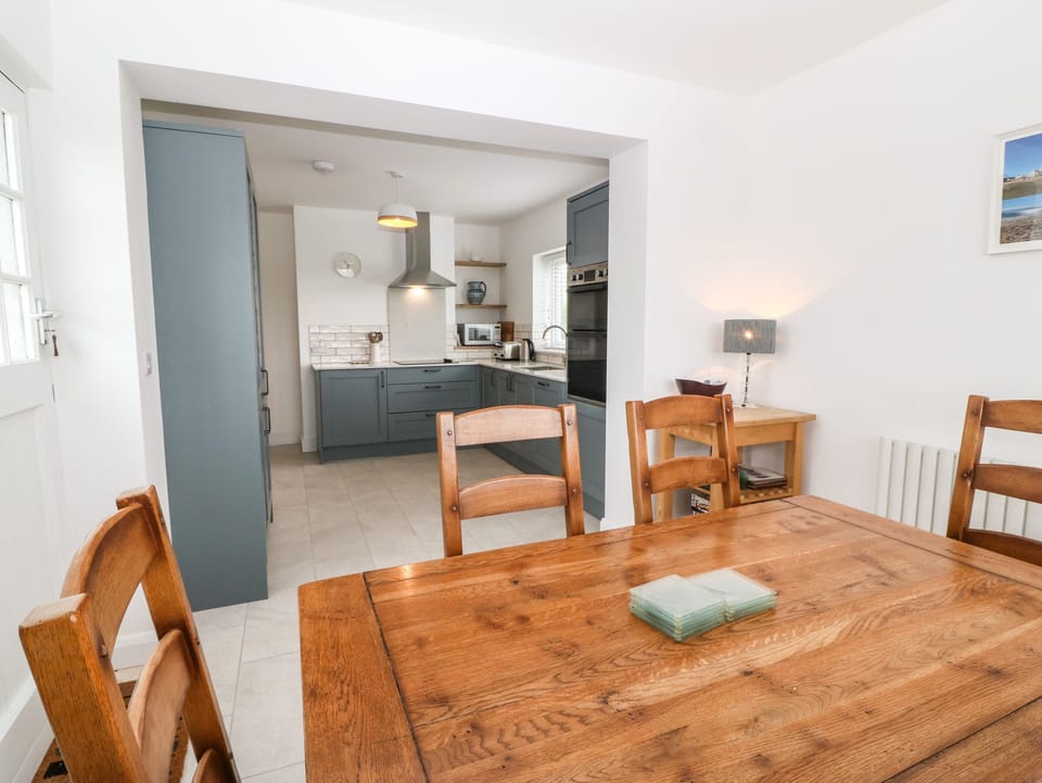 Fridge, dishwasher, electric kettle, toaster