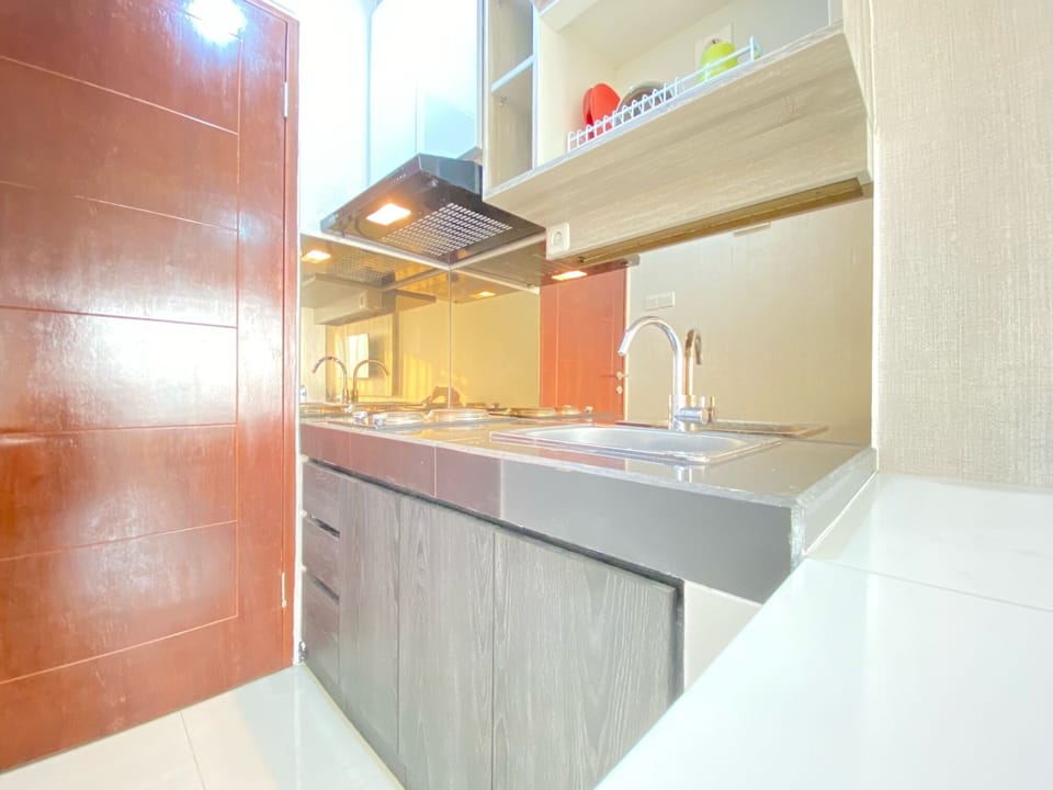 Apartment, 1 Bedroom | Private kitchen | Fridge, cookware/dishes/utensils