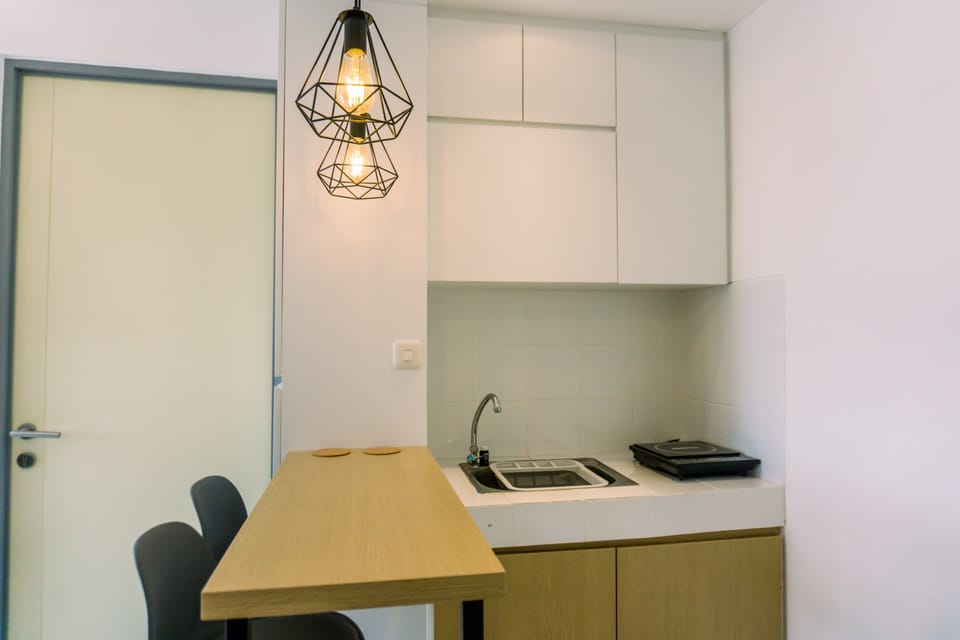 Apartment, 1 Bedroom | Private kitchen | Fridge, cookware/dishes/utensils