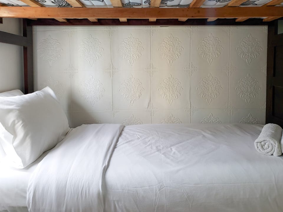 Apartment, 2 Bedrooms | Individually decorated, individually furnished