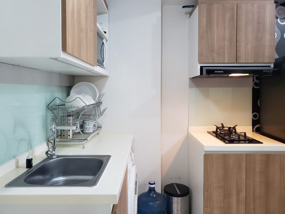 Apartment, 2 Bedrooms | Private kitchen | Fridge, cookware/dishes/utensils