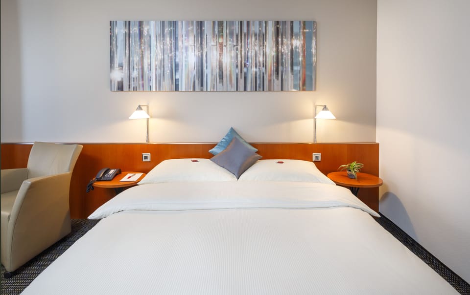 Double Room (First) | Memory foam beds, in-room safe, desk, laptop workspace