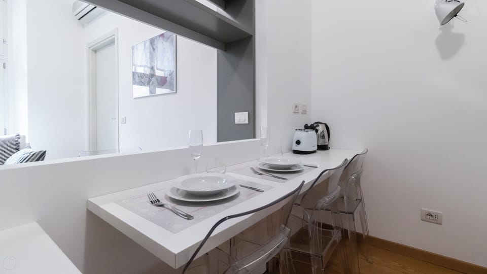 Apartment (1 Bedroom) | Interior