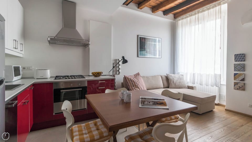 Apartment (1 Bedroom) | Interior