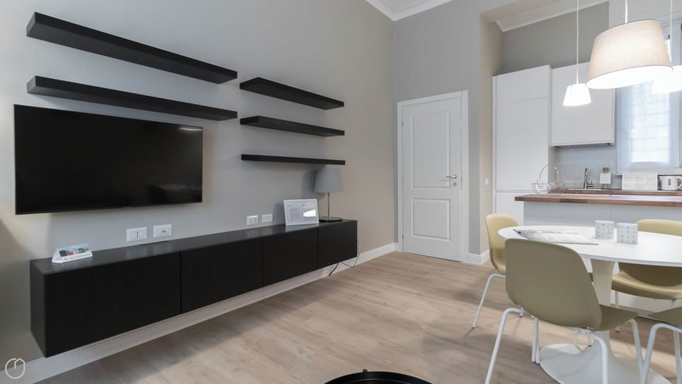 Apartment (1 Bedroom) | Interior