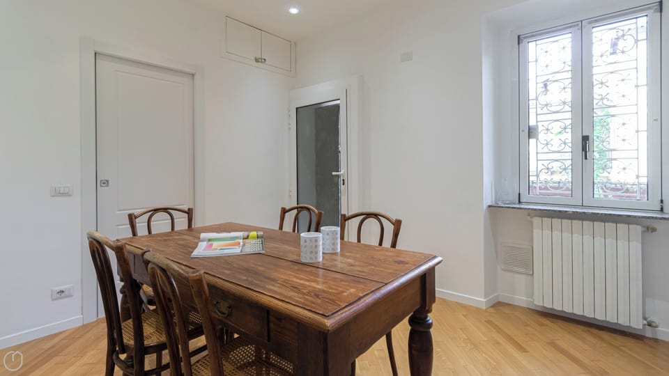 Apartment (1 Bedroom) | Interior