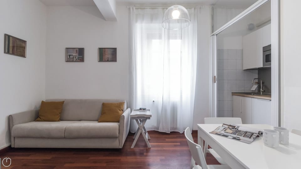 Apartment (1 Bedroom) | Interior