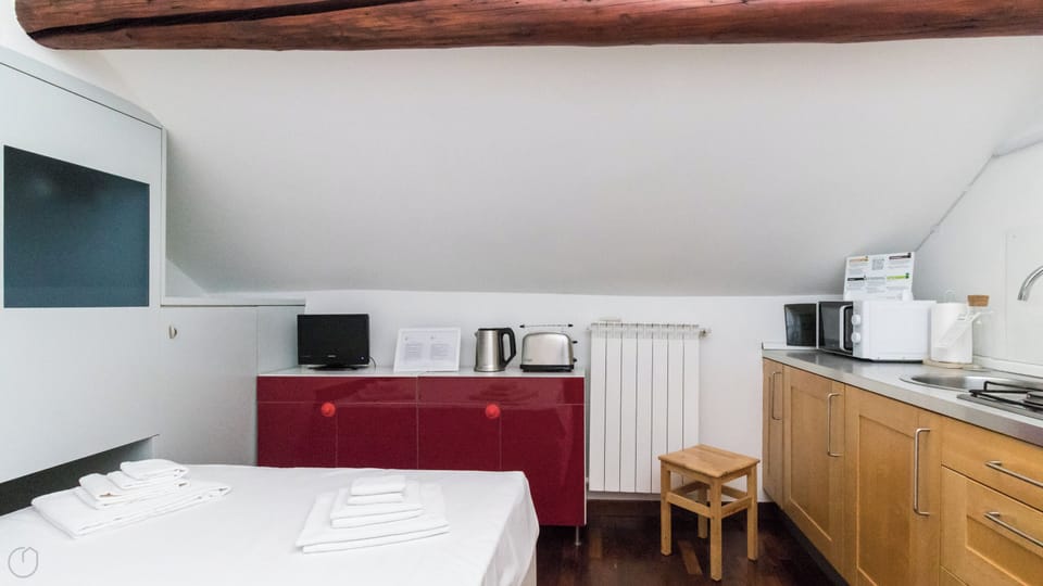 Apartment (1 Bedroom) | Interior