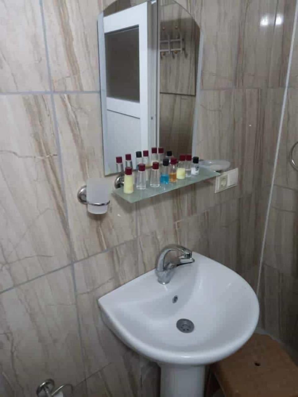 Free toiletries, hair dryer, bathrobes, slippers