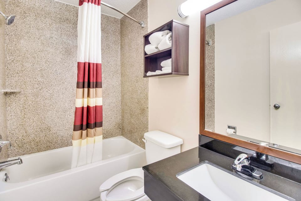 Superior Room, 2 Queen Beds, Non Smoking (Larger Room) | Bathroom | Combined shower/tub, free toiletries, towels
