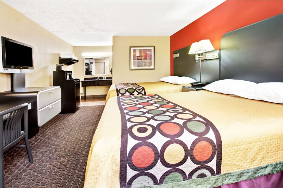 Standard Room, 2 Queen Beds | In-room safe, WiFi (free), bed sheets