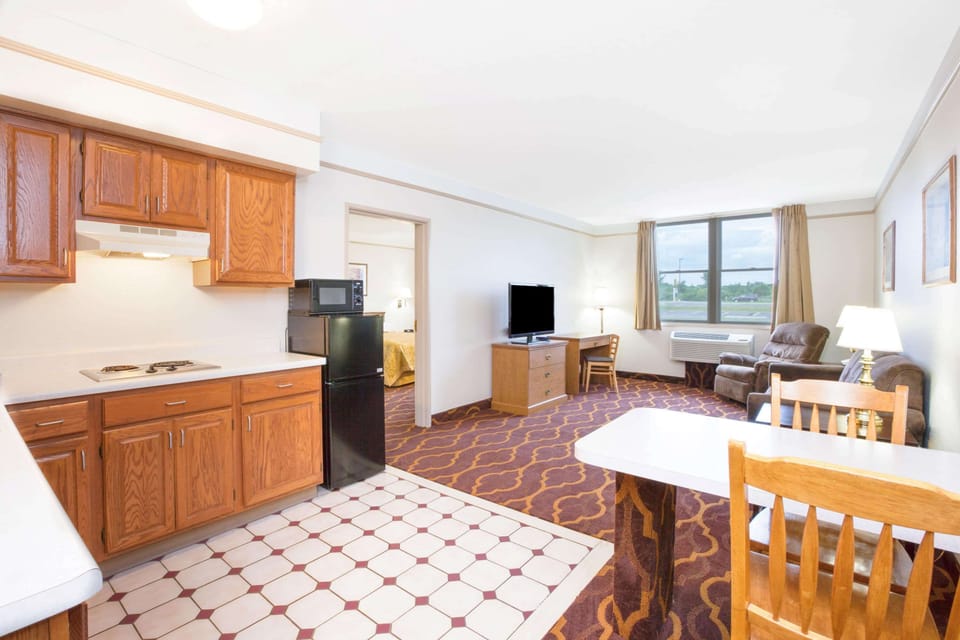 Internet, alarm clocks