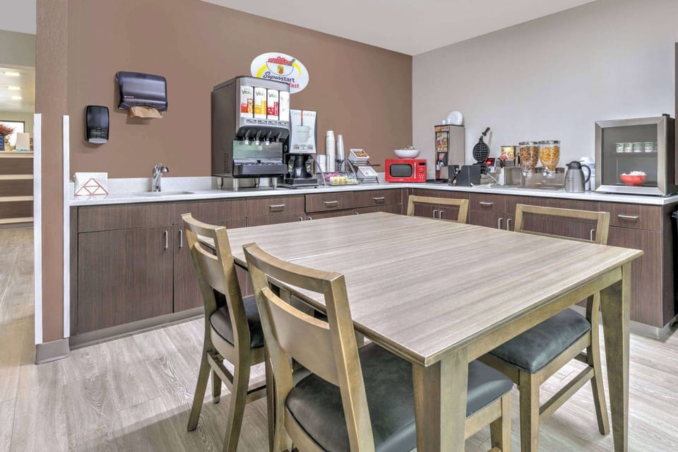 Free daily on-the-go breakfast