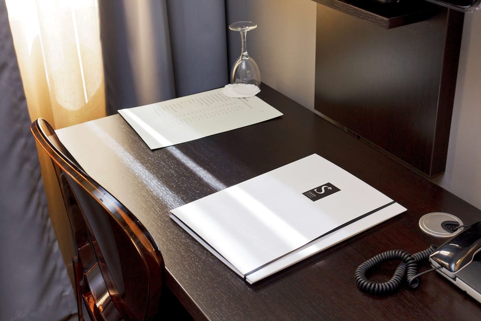 Room amenity