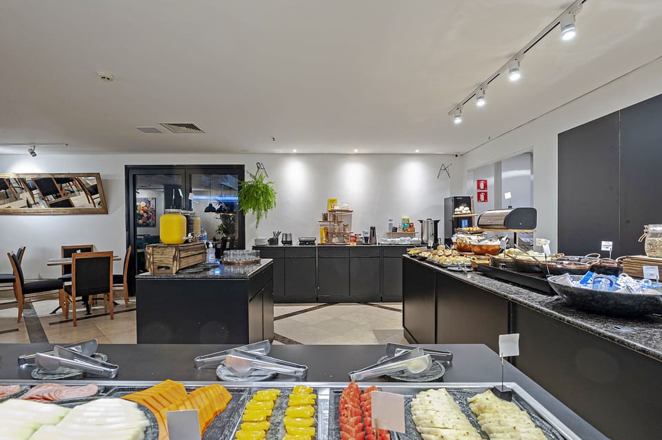 Free buffet breakfast on weekends