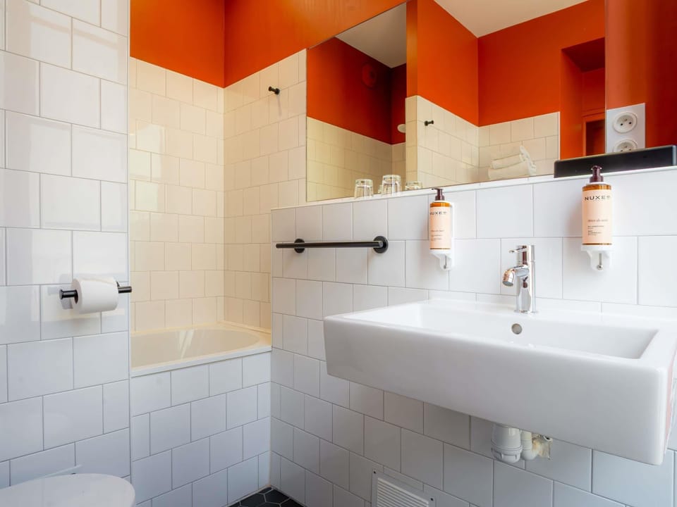 Superior Room, 1 Double Bed | Premium bedding, pillowtop beds, in-room safe, desk