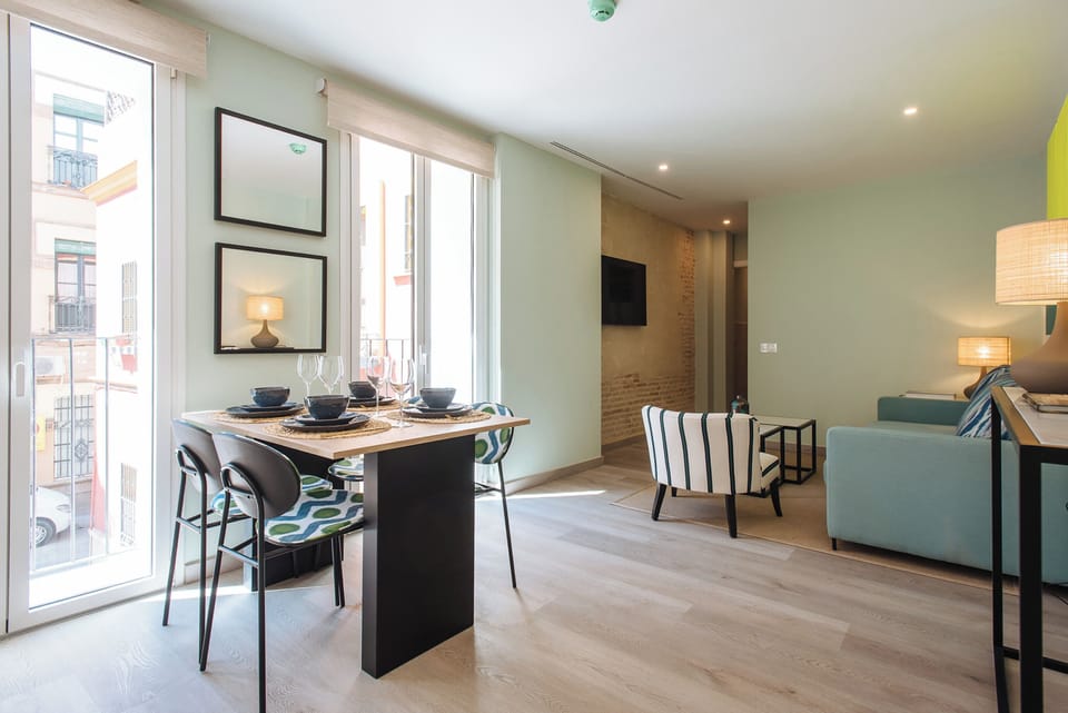 Superior Apartment, 1 Double Bed with Sofa bed | Desk, laptop workspace, bed sheets