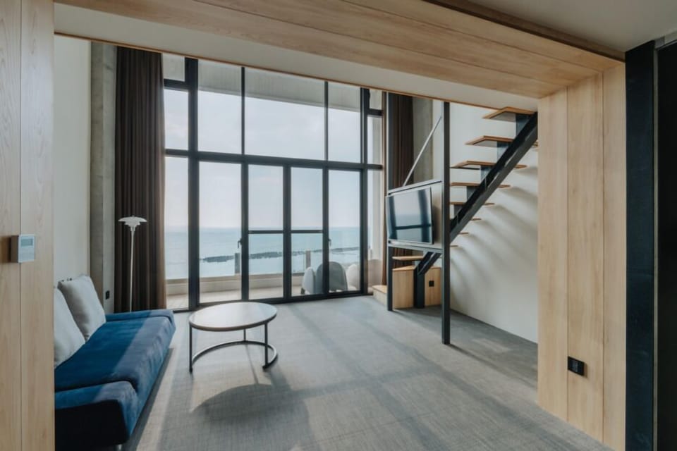 Signature Loft | Balcony view
