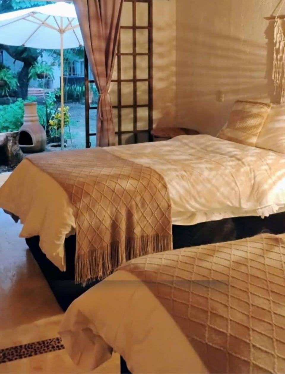 Room, 2 Twin Beds, Garden View | 1 bedroom, bed sheets
