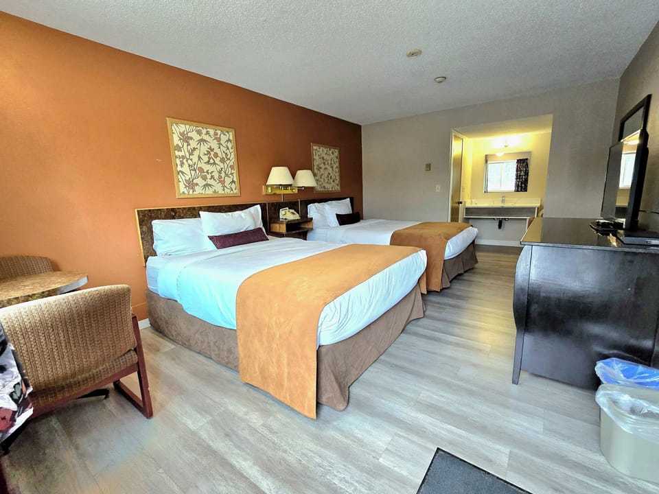 Standard Room, 2 Queen Beds | In-room safe, desk, free WiFi