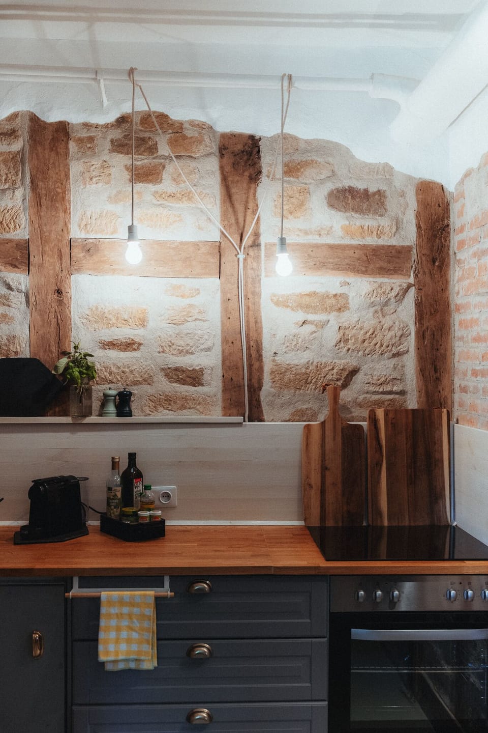 Superior Apartment, Private Bathroom, Courtyard View (Förster Wohnung) | Private kitchen | Highchair