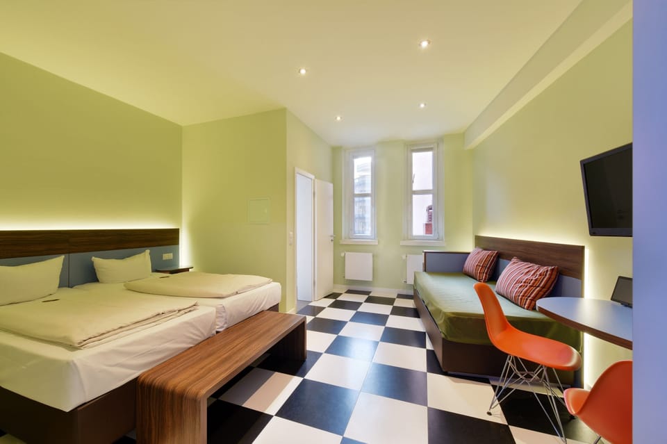 Design Double or Twin Room, 1 Bedroom, Non Smoking | 1 bedroom, premium bedding, in-room safe, individually decorated