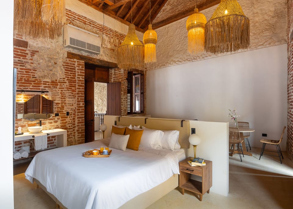 Junior Room, 1 Bedroom, Non Smoking, Private Bathroom | Desk, laptop workspace, blackout drapes, iron/ironing board
