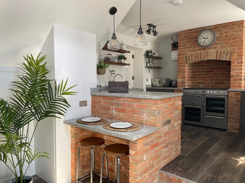Fridge, dishwasher, electric kettle, toaster