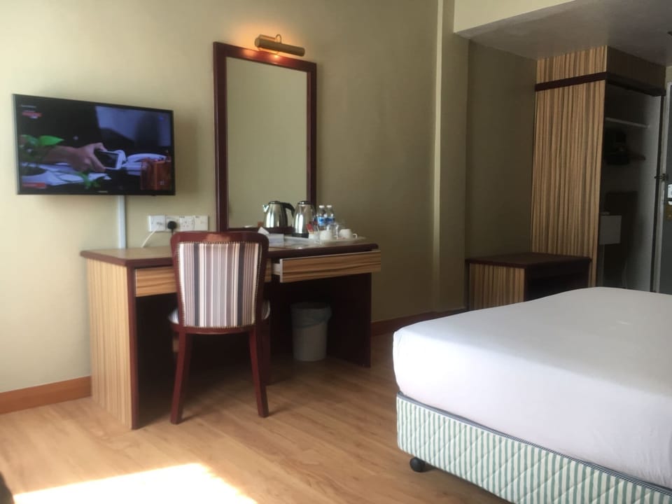 Desk, bed sheets