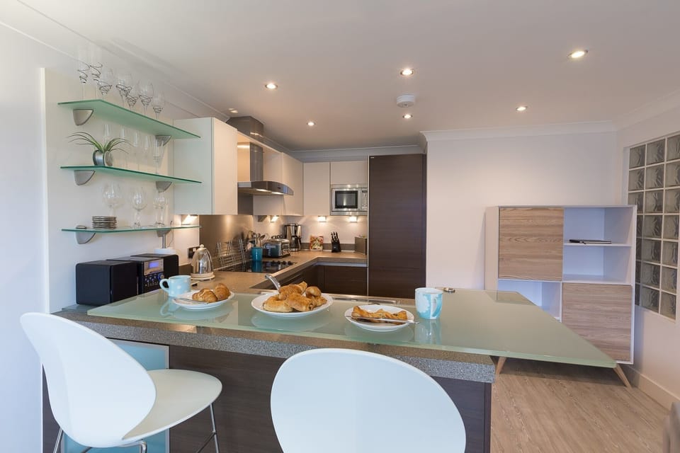 Fridge, dishwasher, electric kettle, toaster