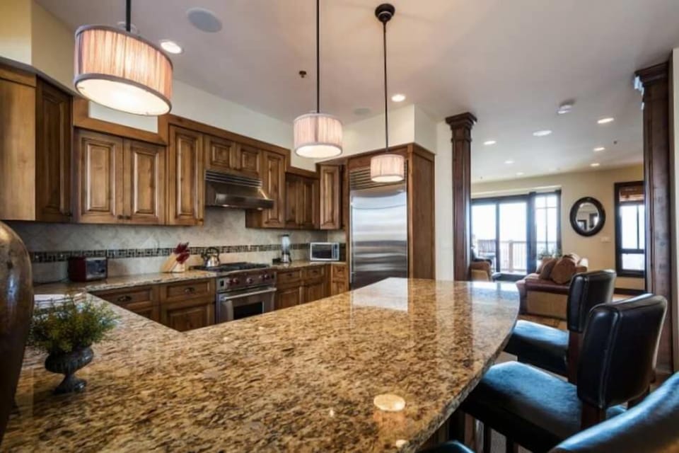 Condo | Private kitchen | Full-size fridge, microwave, oven, stovetop
