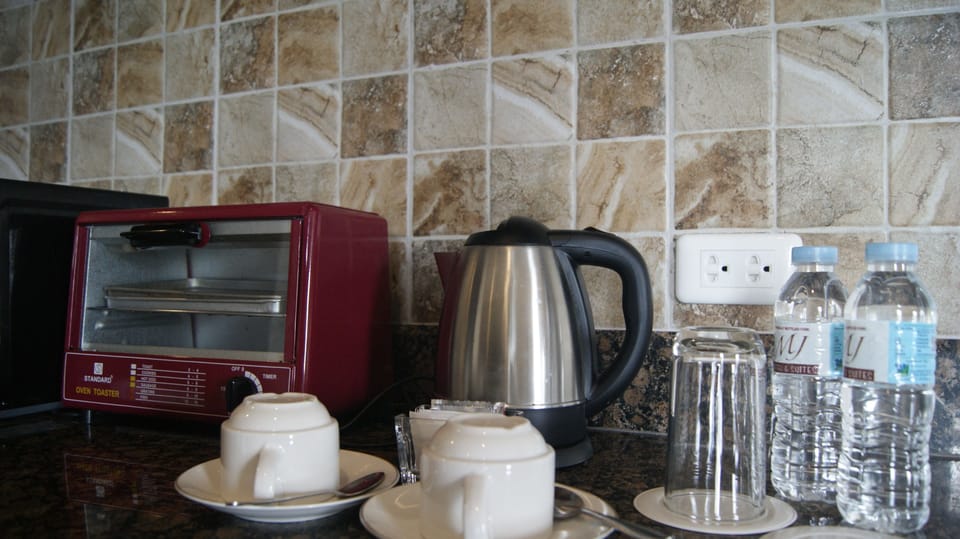 Coffee/tea maker