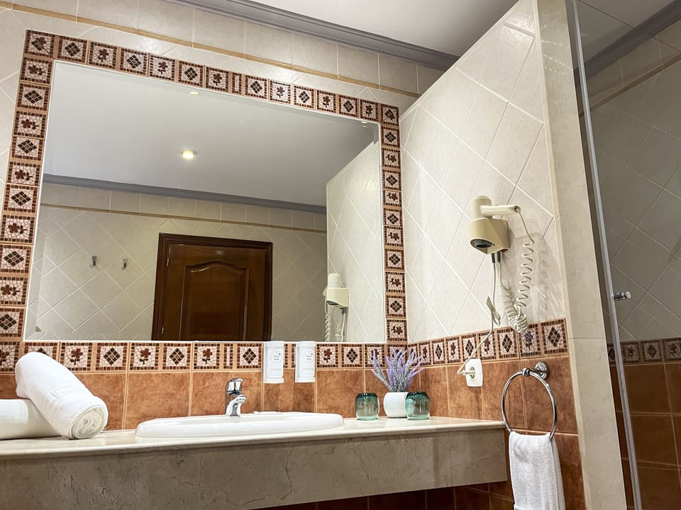 Beatriz Charming Hostal Hostel in Torremolinos