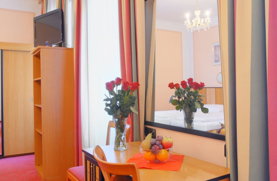 In-room safe, desk, blackout drapes, soundproofing
