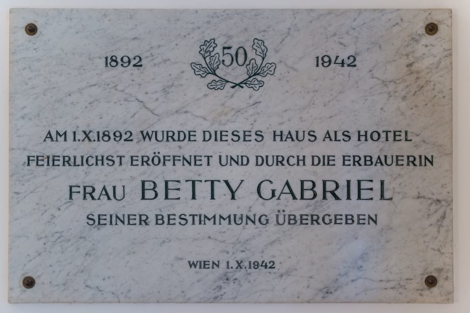 Garten - & Kunsthotels Gabriel Hotel in Vienna