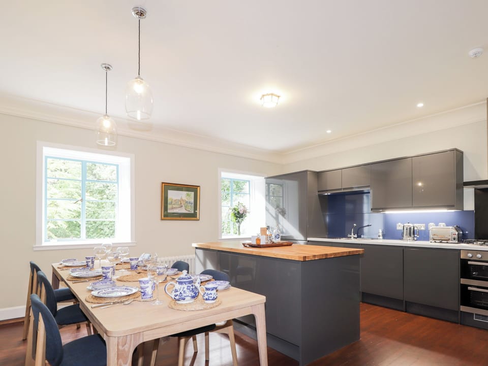 Cottage | Interior