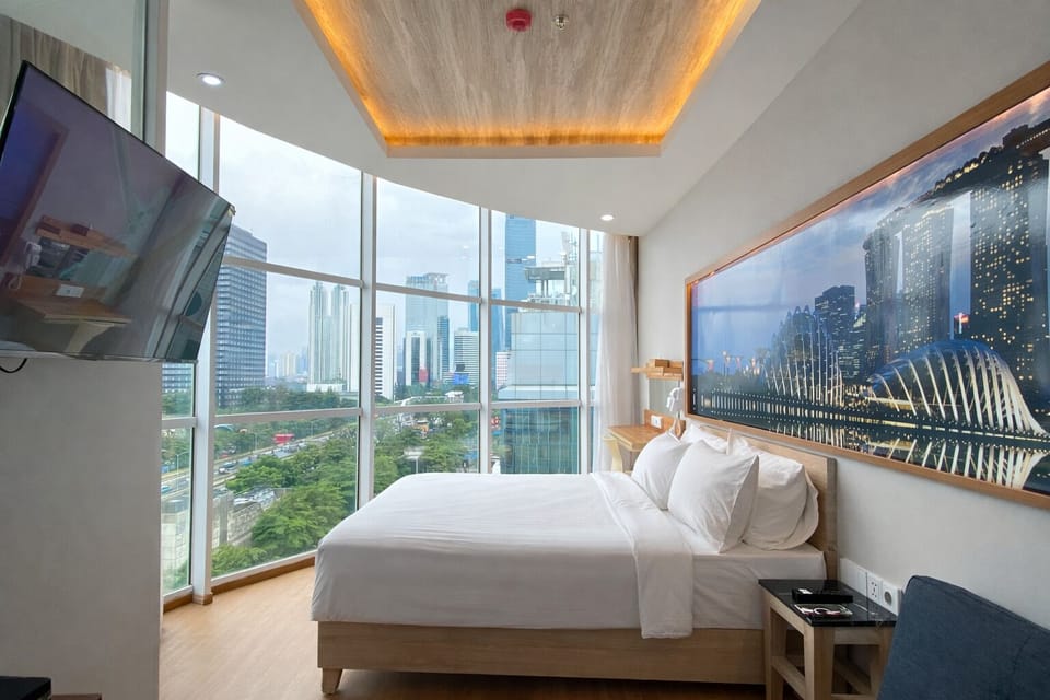EXPLORER SUITE | In-room safe, desk, iron/ironing board, free WiFi