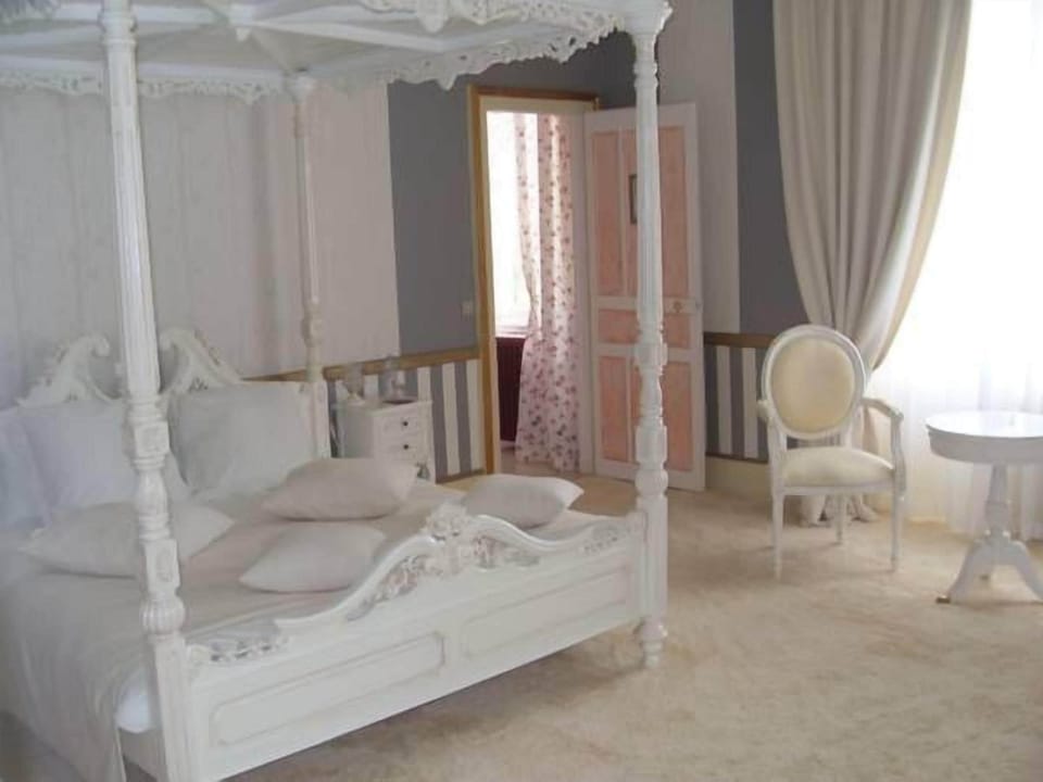 Superior Double Room | In-room safe, individually decorated, individually furnished