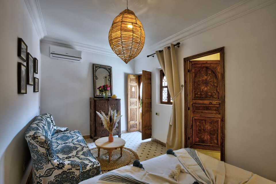 Luxury Double or Twin Room | Free WiFi, bed sheets