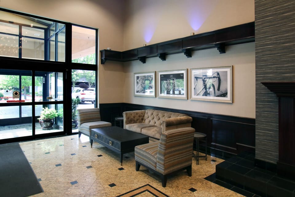 Oxford Suites Downtown Spokane Hotel in Spokane