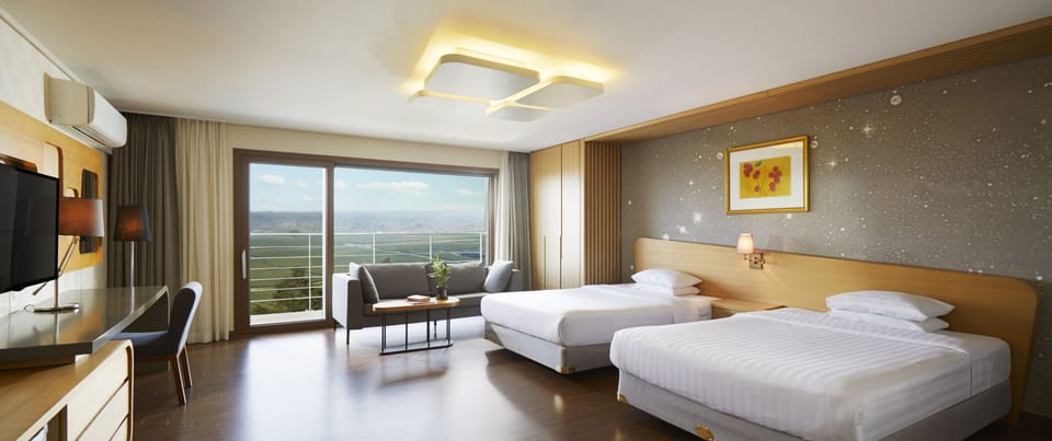 In-room safe, desk, free WiFi, bed sheets