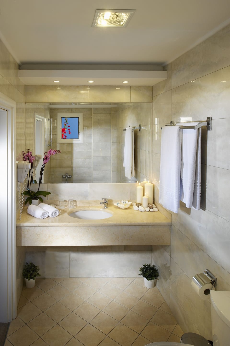 Free toiletries, hair dryer, towels