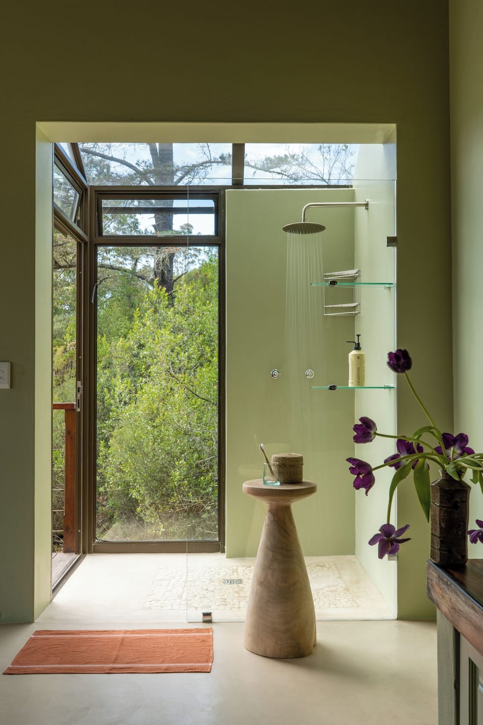 Honeymoon Suite (Separate Building)  | Bathroom | Separate tub and shower, deep soaking tub, hair dryer, towels